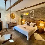Oda ve Kahvaltı Le Relais De La Chouette 4*
