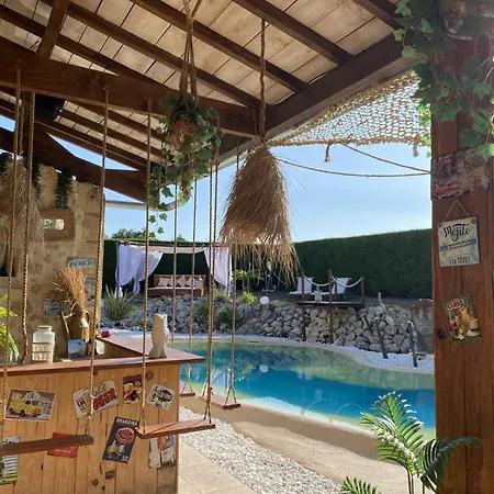 Bed & Breakfast Le Relais De La Chouette Berson