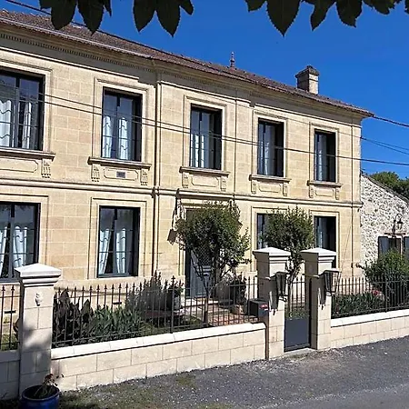 Bed & Breakfast Le Relais De La Chouette 4*